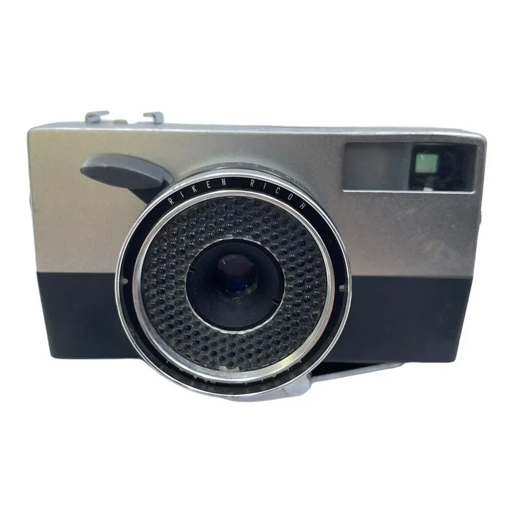 VINTAGE Ricoh auto 35 camera photo, leather case, Japan Untested